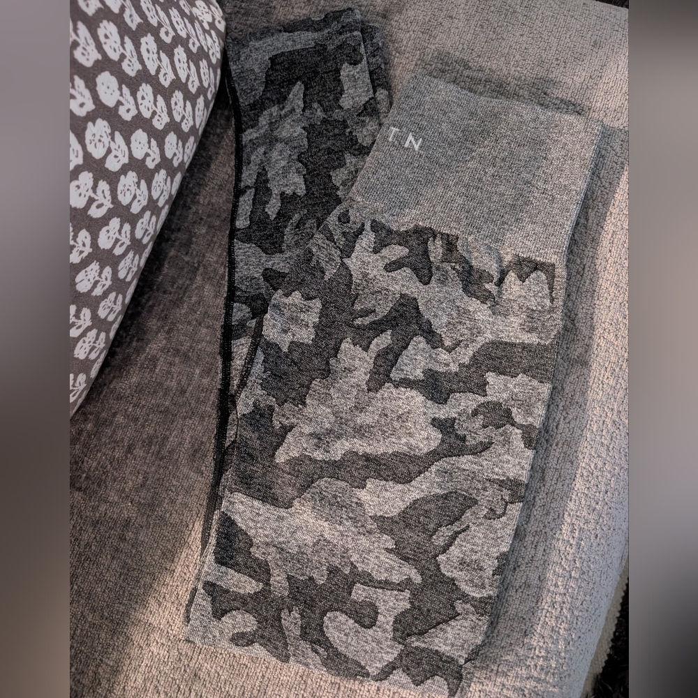 NVGTN  Black Camo Leggings